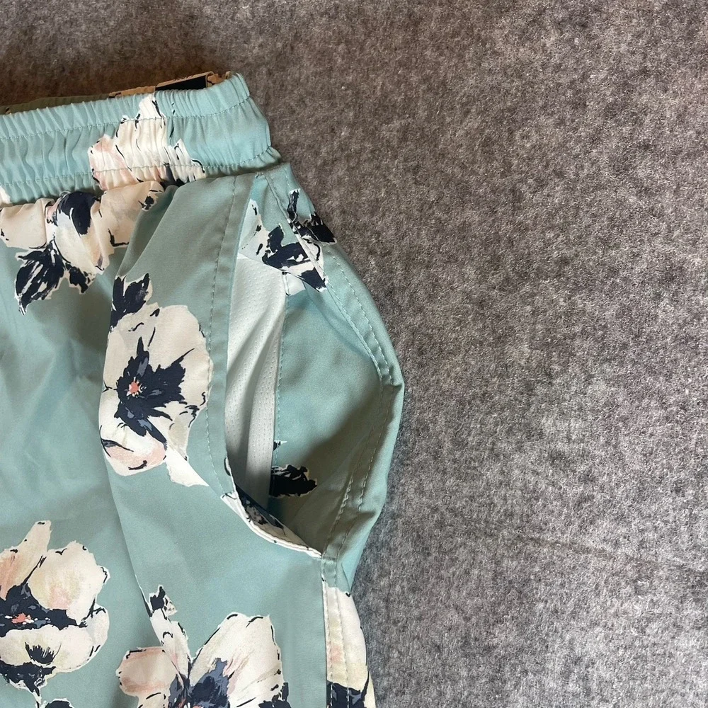 NWT Abercrombie and Fitch 7